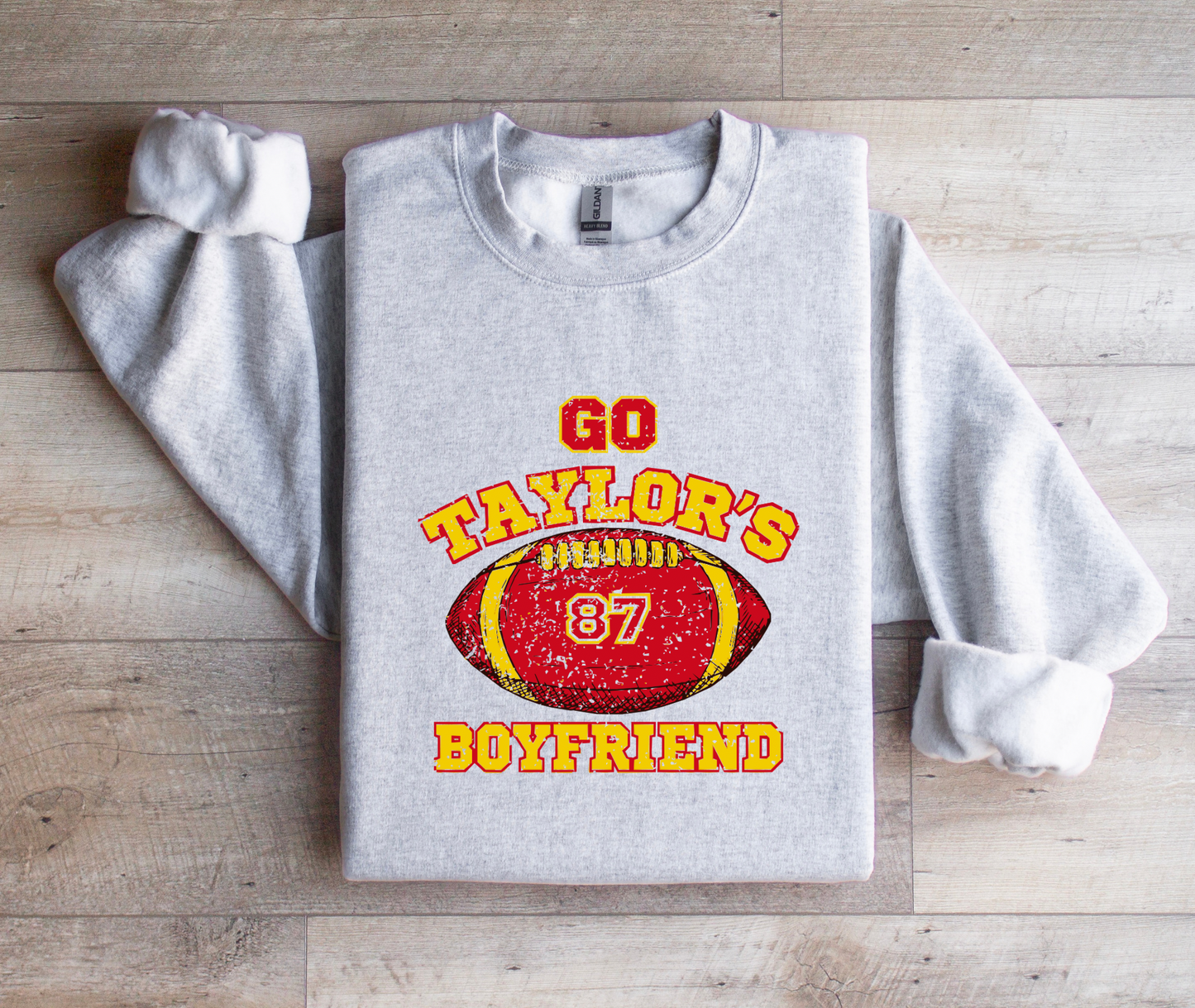 Go Taylors Boyfriend Vintage Football